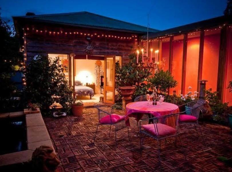 แอต เอเลเวน อพาร์ตเมนต์ Bed & Breakfast แซนดีเบย์ ภายนอก รูปภาพ